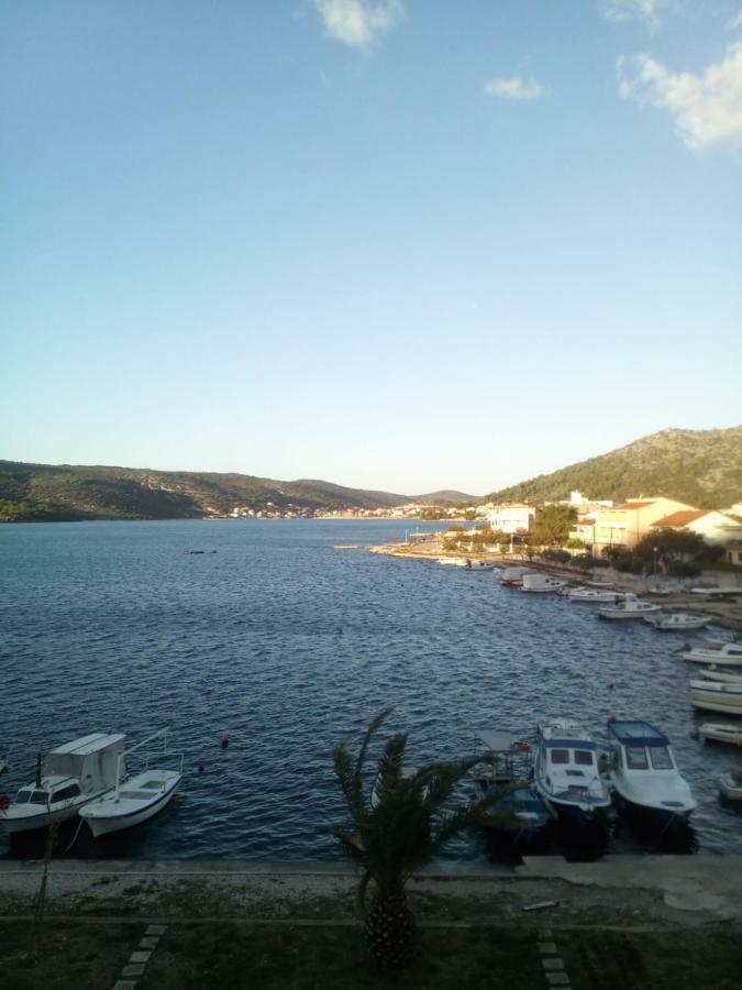 Sea View Apartment Sunrise Poljica & Blue Lagoon Rent A Boat Eksteriør billede